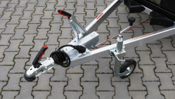 Щепорез бензиновый на шасси с тормозной системой  LS 100/27 CB